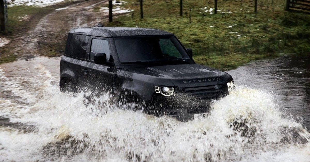 2022 Land Rover Defender 90 V8 Splash Feature