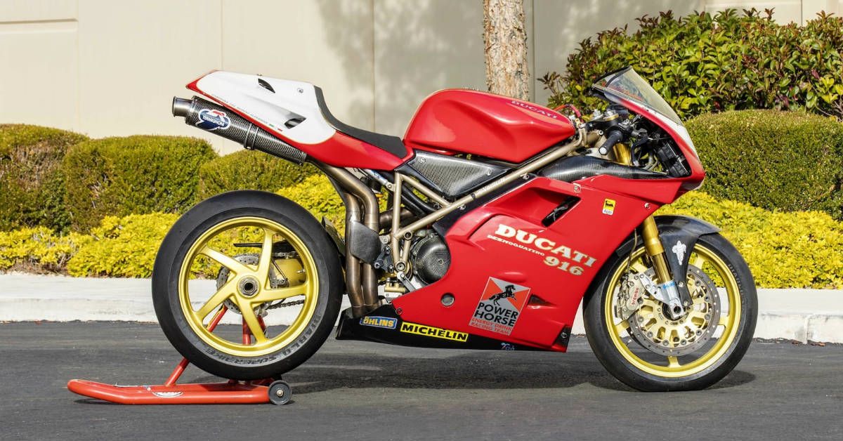 Ducati 916