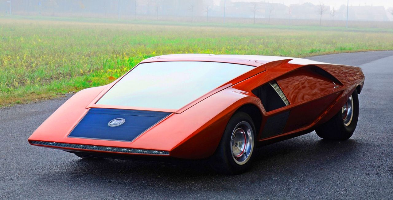 Italian mechanic crafts thinnest drivable car worldwide
