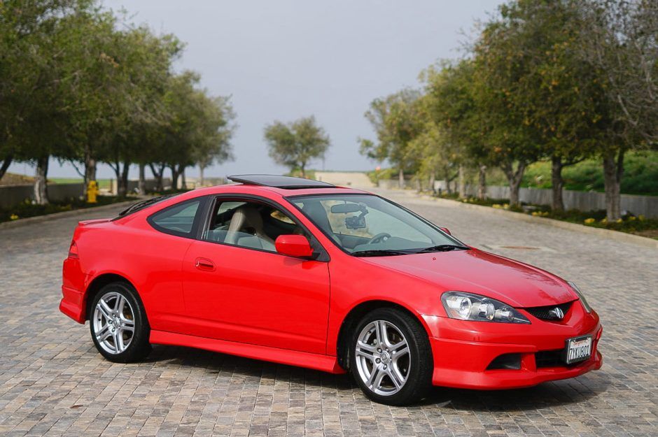 Red Acura RSX Type S