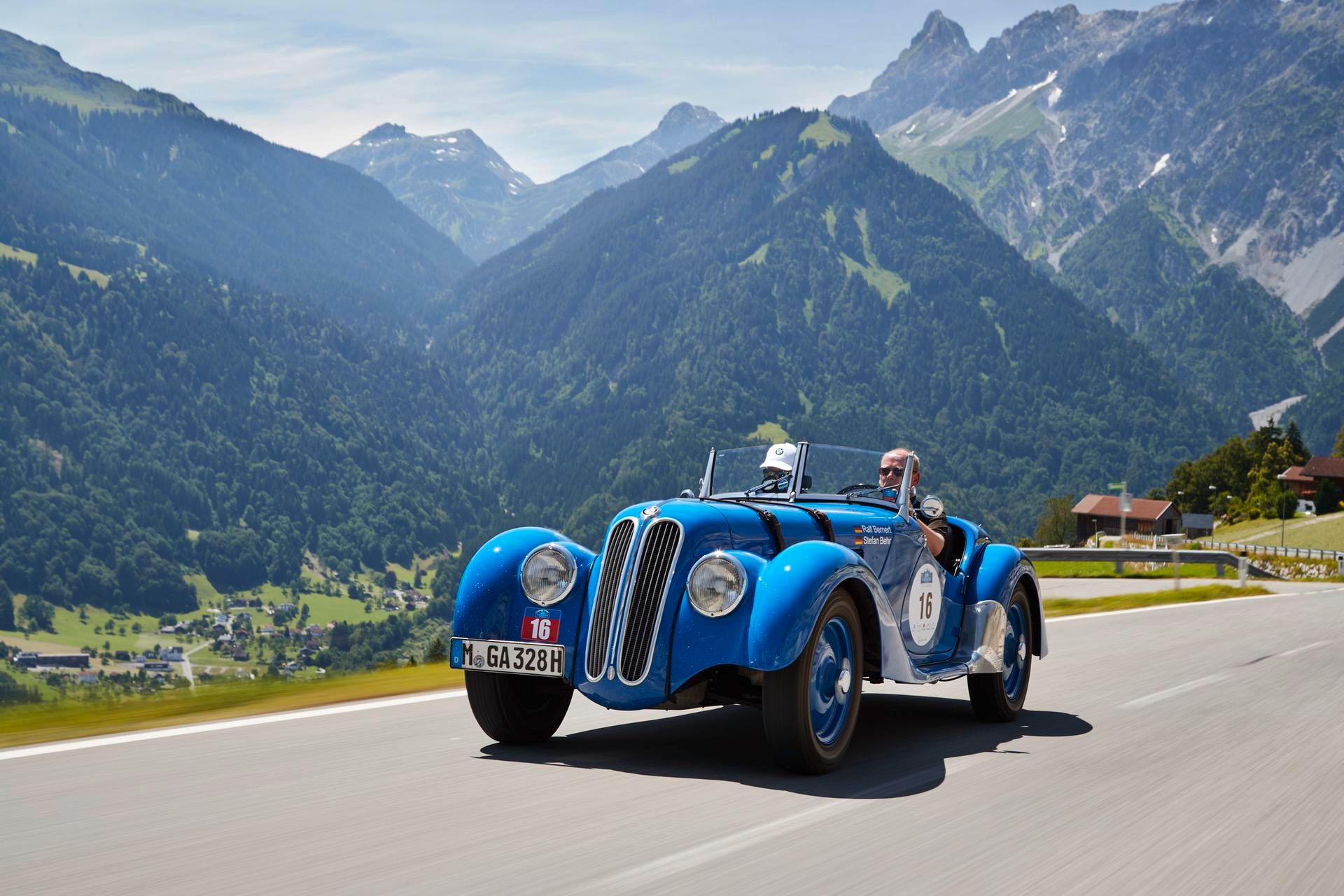 The BMW 328 Roadster on the road