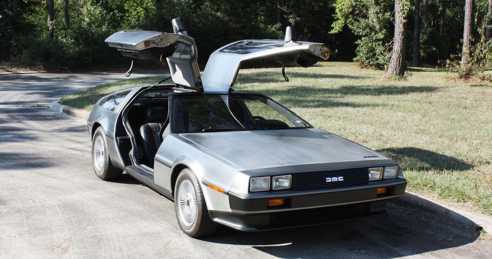 Here's How Much The DeLorean From Back To The Future Is Worth