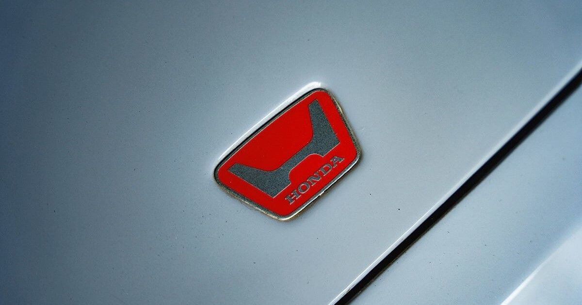 Honda S500 honda logo close up view