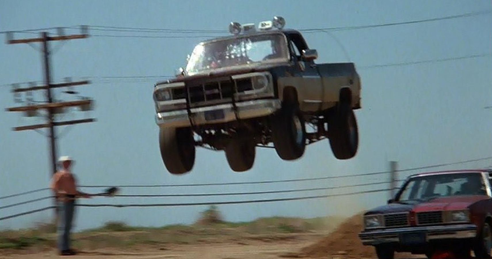 The Fall Guy GMC Truck Did Everything A Normal GMC Could Never Do, Unless It Was Being Driven By Lee Majors