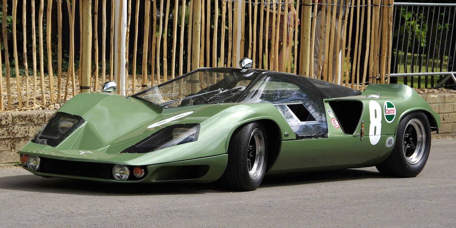 Front 3/4 view of the original Marcos Mantis