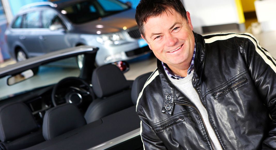 10 Fast Facts About Wheeler Dealer Mike Brewer