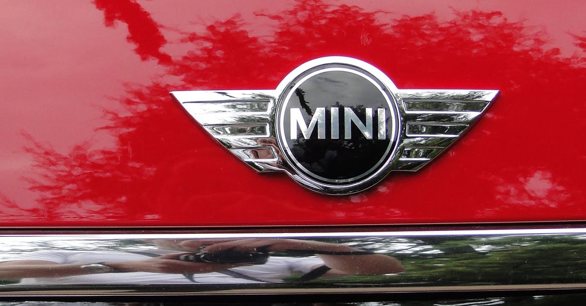 Mini Emblem on a red car