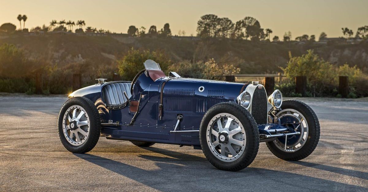 Pur Sang Bugatti Type 35 parked outside