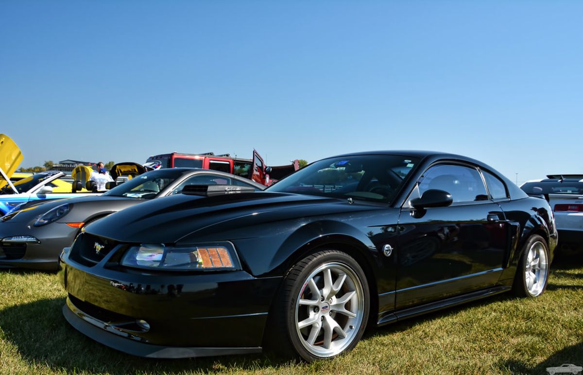 Black 2004 Ford Mustang Mach 1