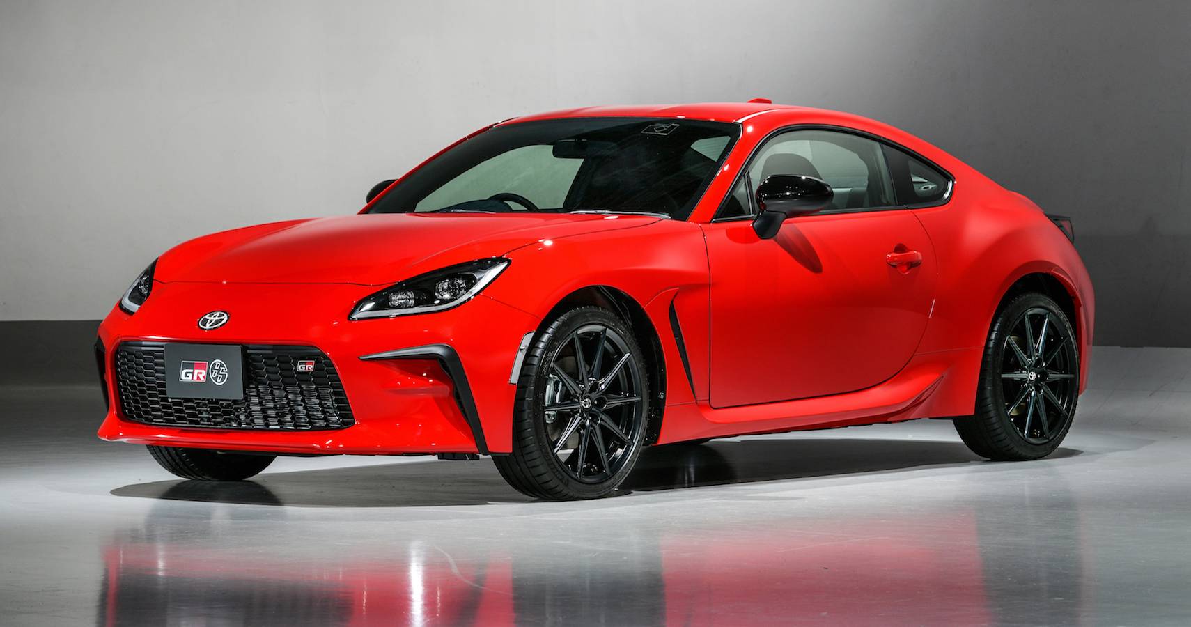 10 Sports Cars We Re Looking Forward To The Most In 2022 Cars That Are Coupes 2022