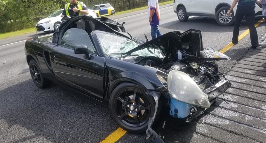 An Image Of A Crashed Car