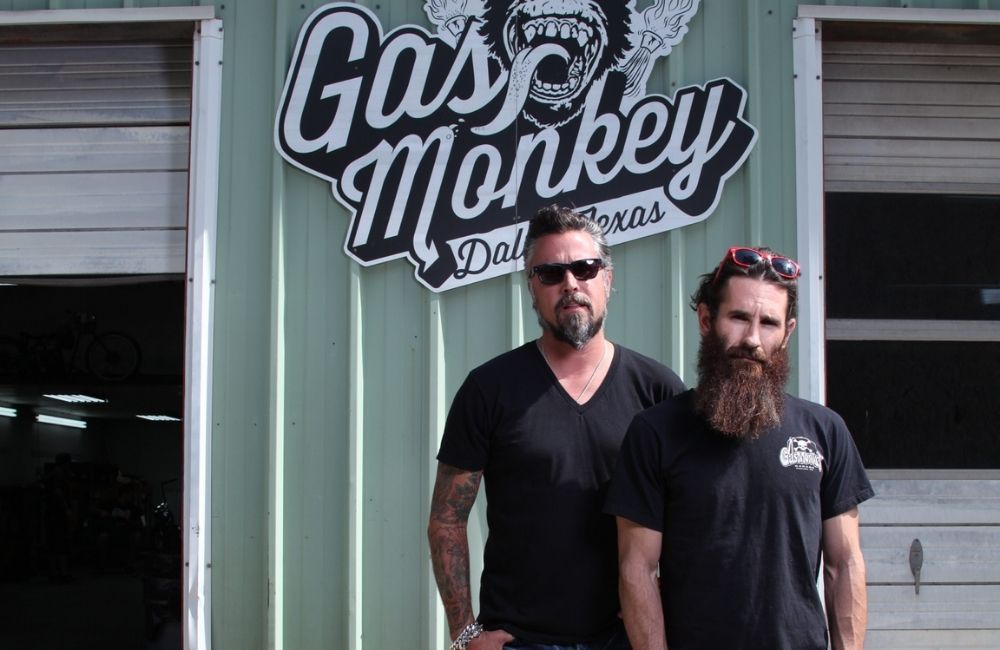 Aaron Kaufman and Richard Rawlings in front of Gas Monkey Garage