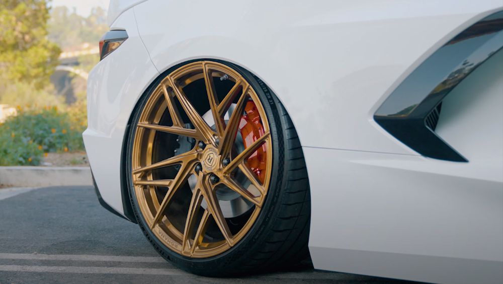 C8 Corvette with Rohana wheels close-up