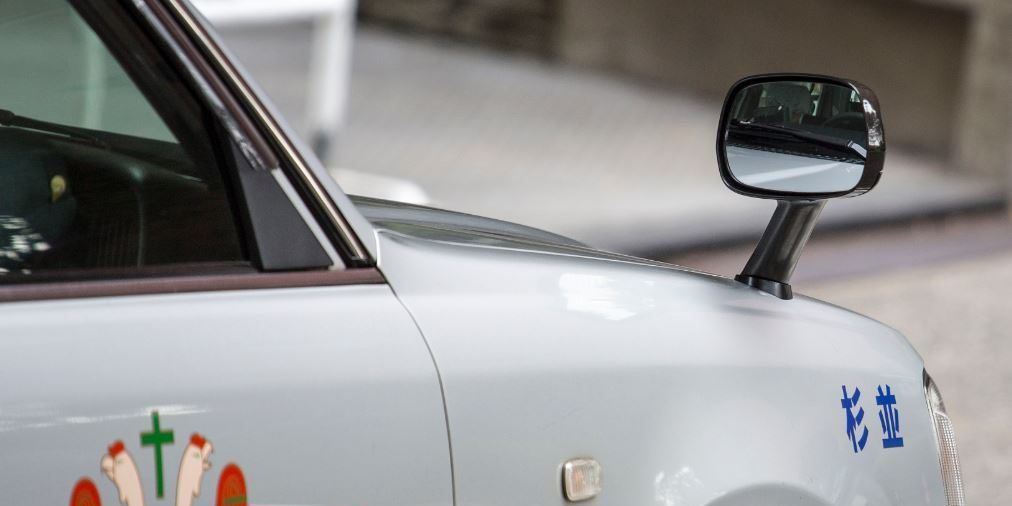 Fender-Mounted-Mirrors-via-japantimes.co