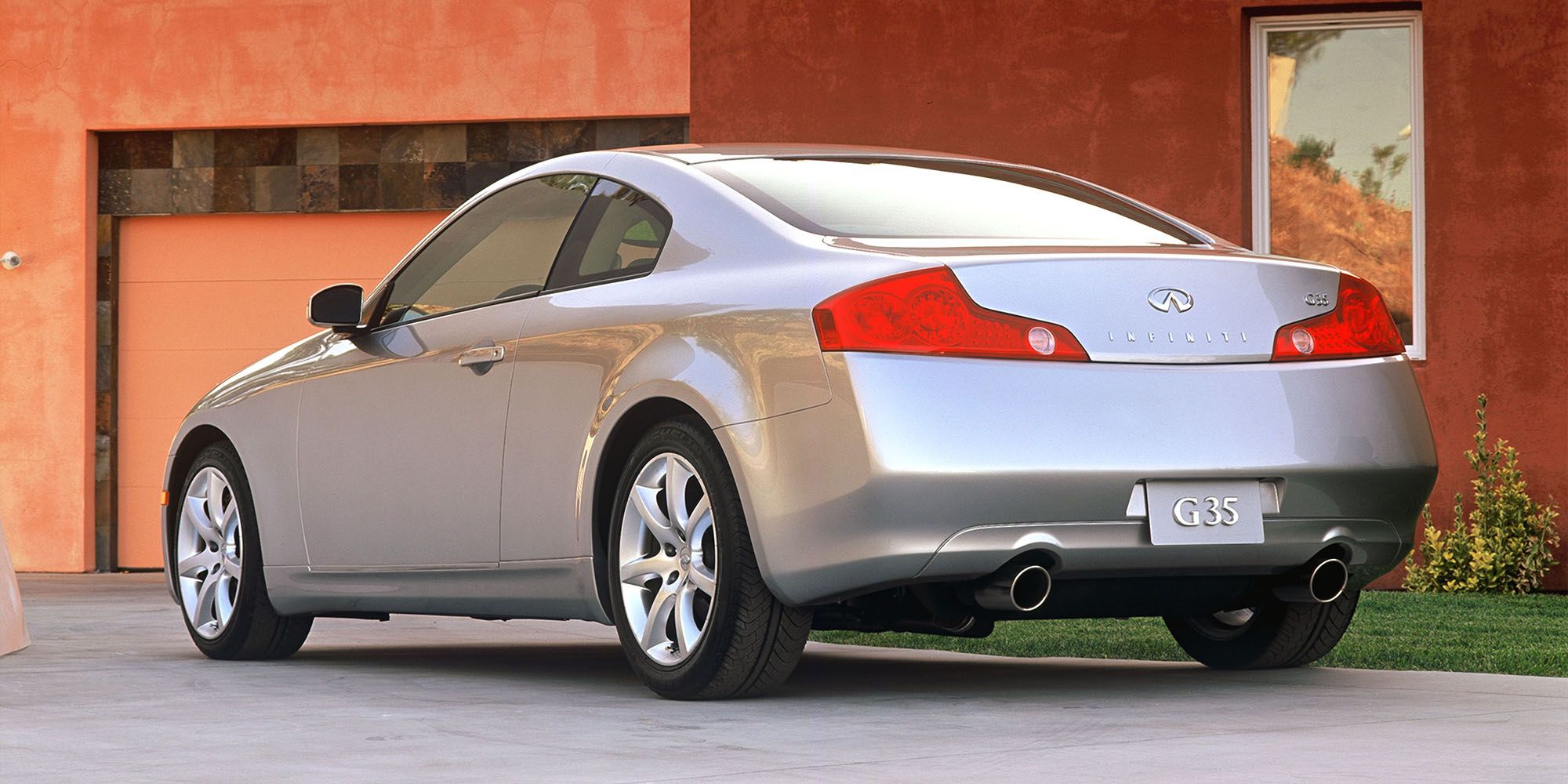 The rear of the G35