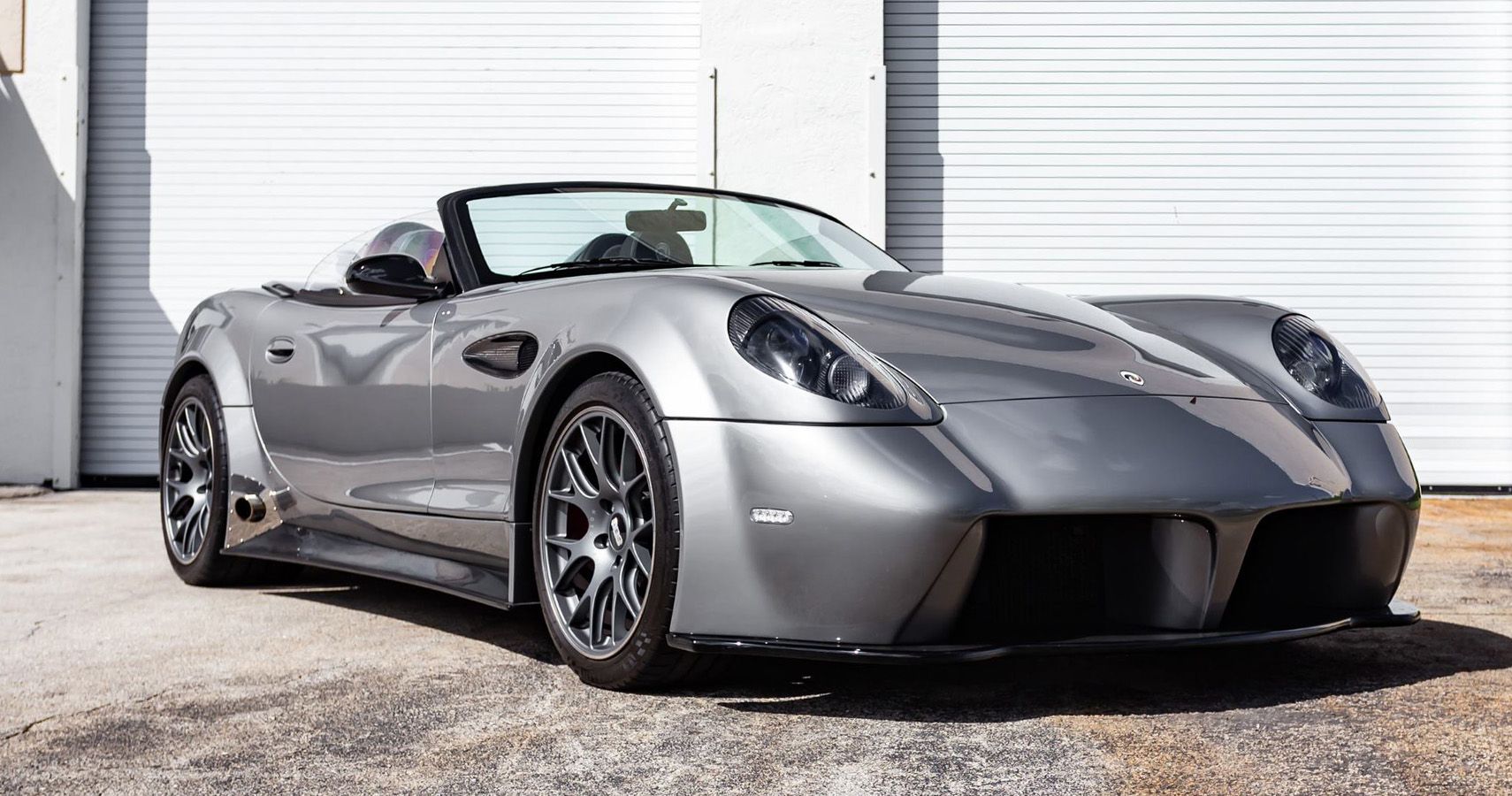 Auction Site Collectors Xchange Launches With Impressive Lineup And