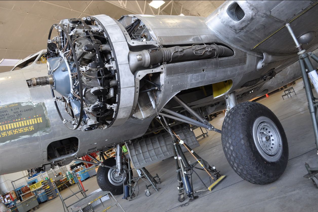 A Detailed Look Back At The Boeing B-17 Flying Fortress