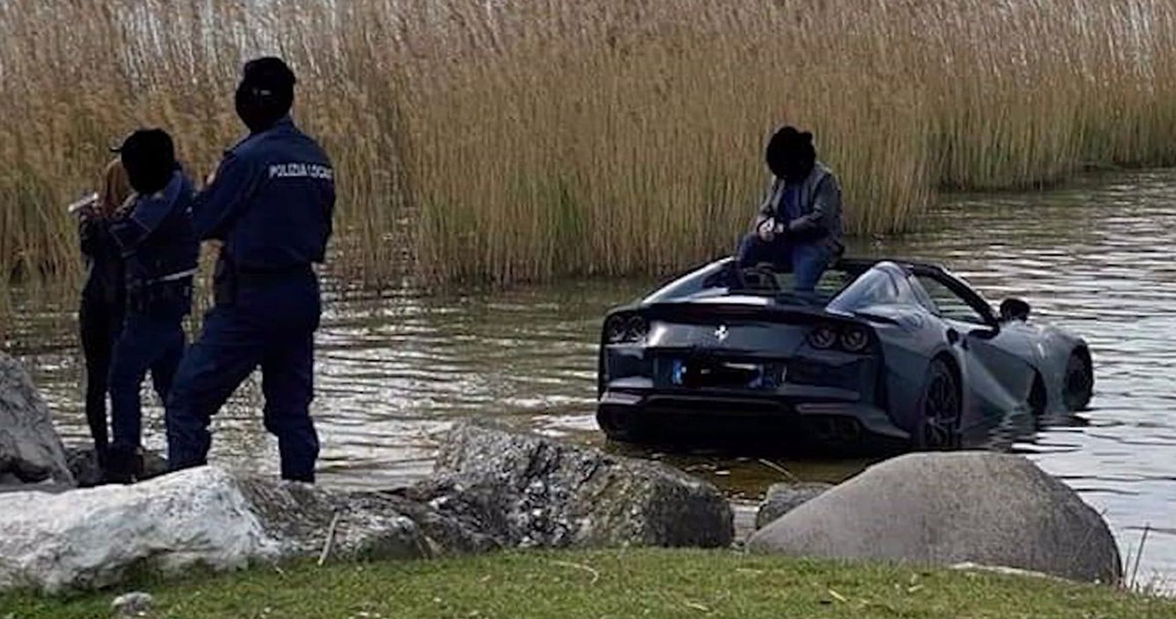 Ferrari 812 GTS drown in a lake