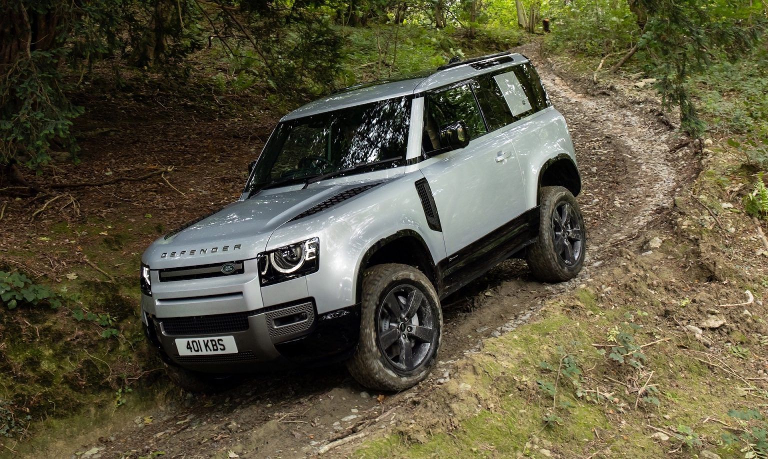 These Are The Coolest Features Found In The New Land Rover Defender