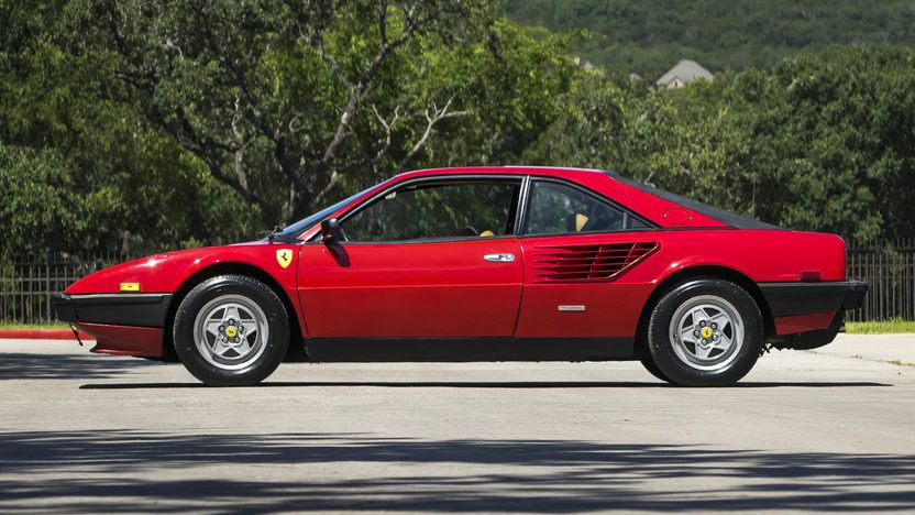  Ferrari Mondial 