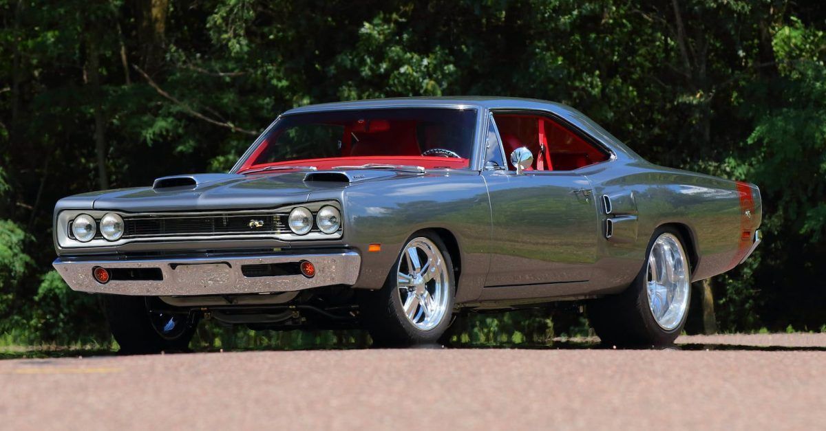 10 Things That Made The Dodge Super Bee Awesome