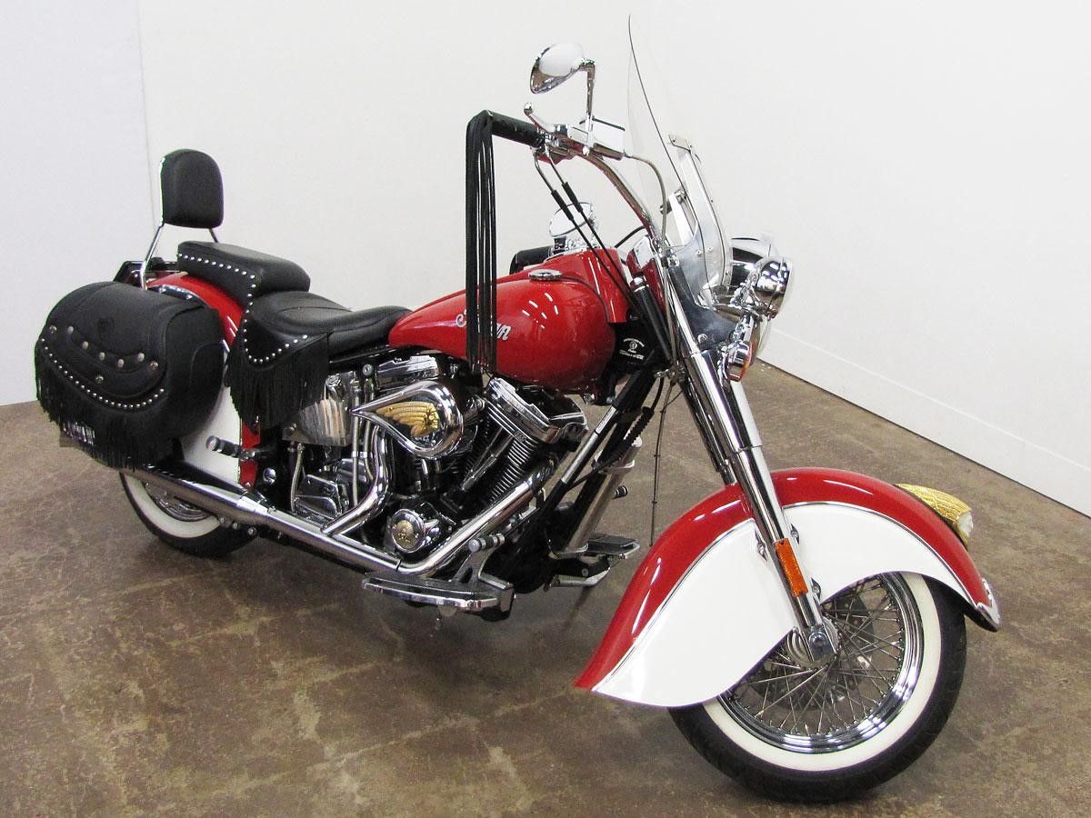 Red 2001 Indian Chief (Centennial Edition)