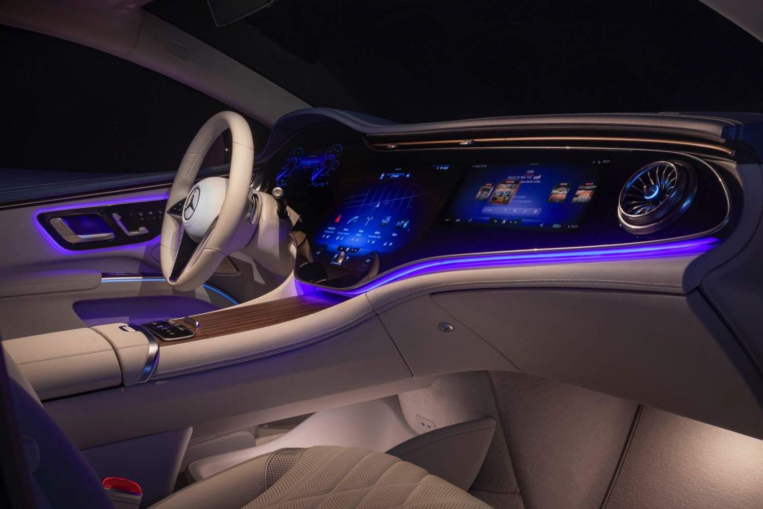 2022 Mercedes-Benz EQS Ambient Lights Interiors