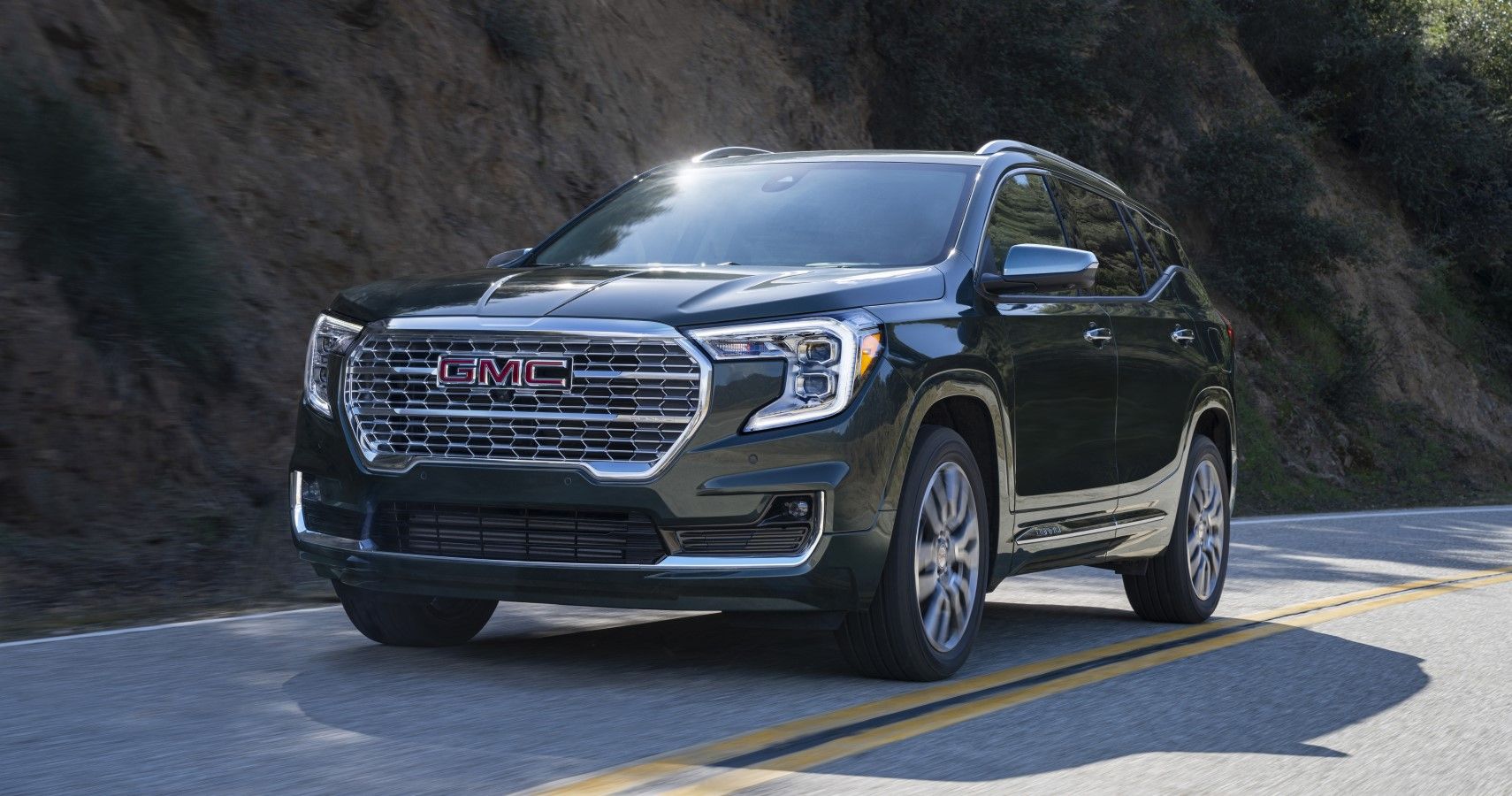 2022 GMC Terrain Denali comes with luxury features unlike others