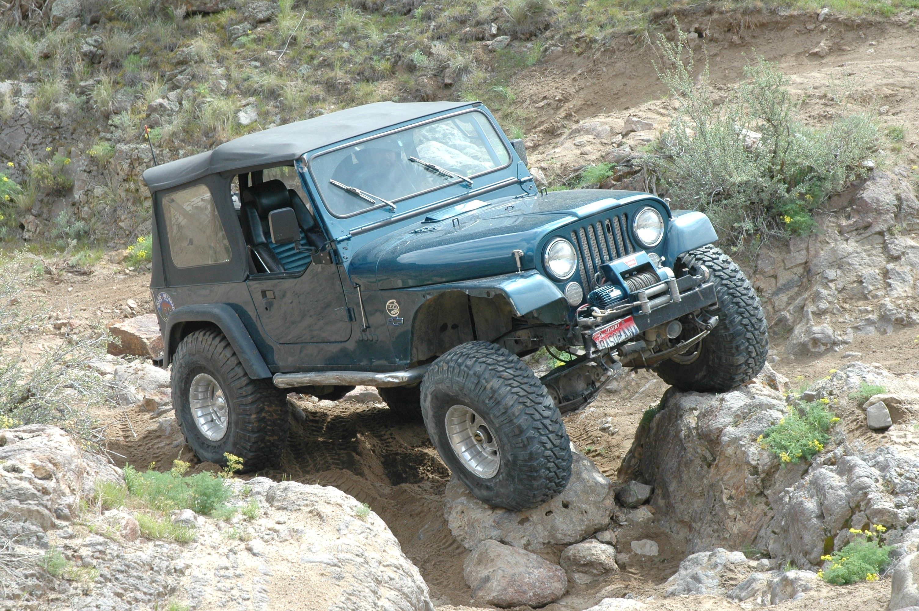 Jeep barely making it up hill