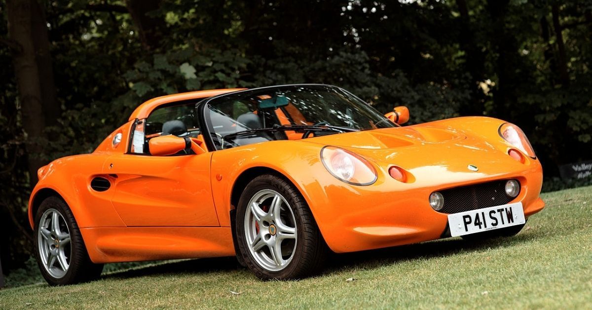 Feature Image Lotus Elise Series 1 Orange