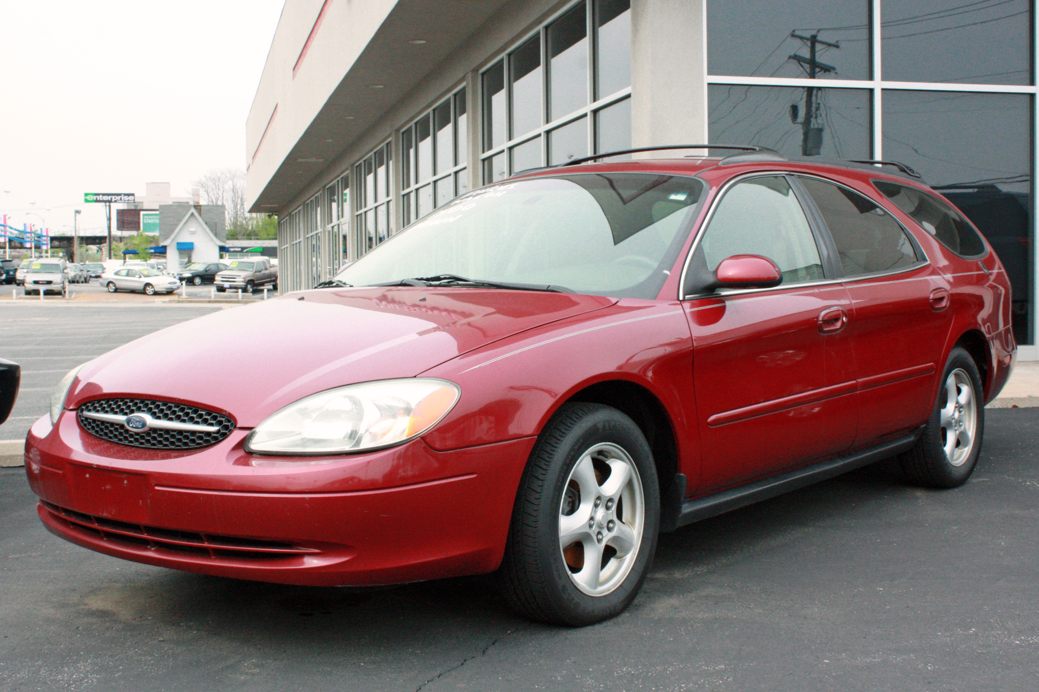 Red Ford Taurus