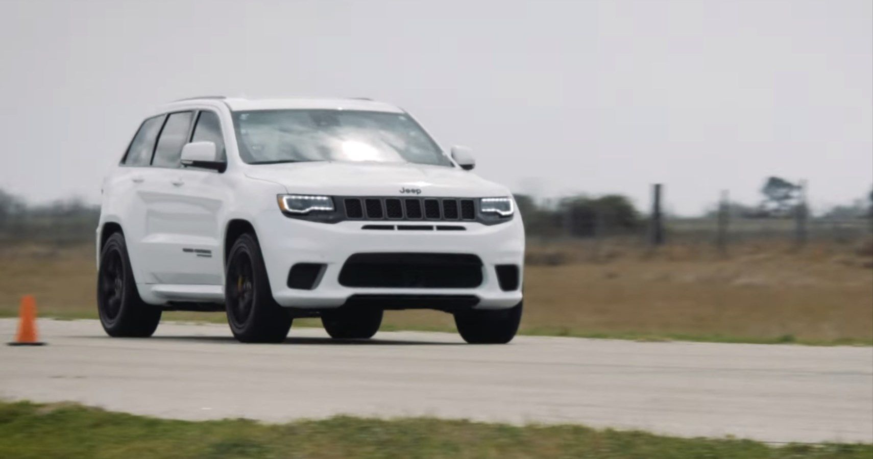 Hennessey HPE900 Jeep Trackhawk