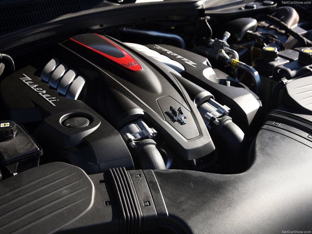 Maserati-Quattroporte-2013 Twin Turbo Engine