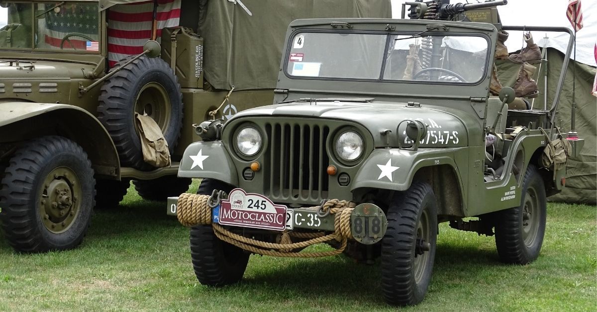 Military Jeep Willys front thumbnail