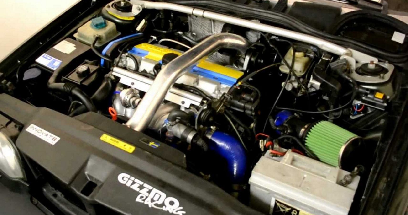 Volvo 850 T-5R Engine Bay