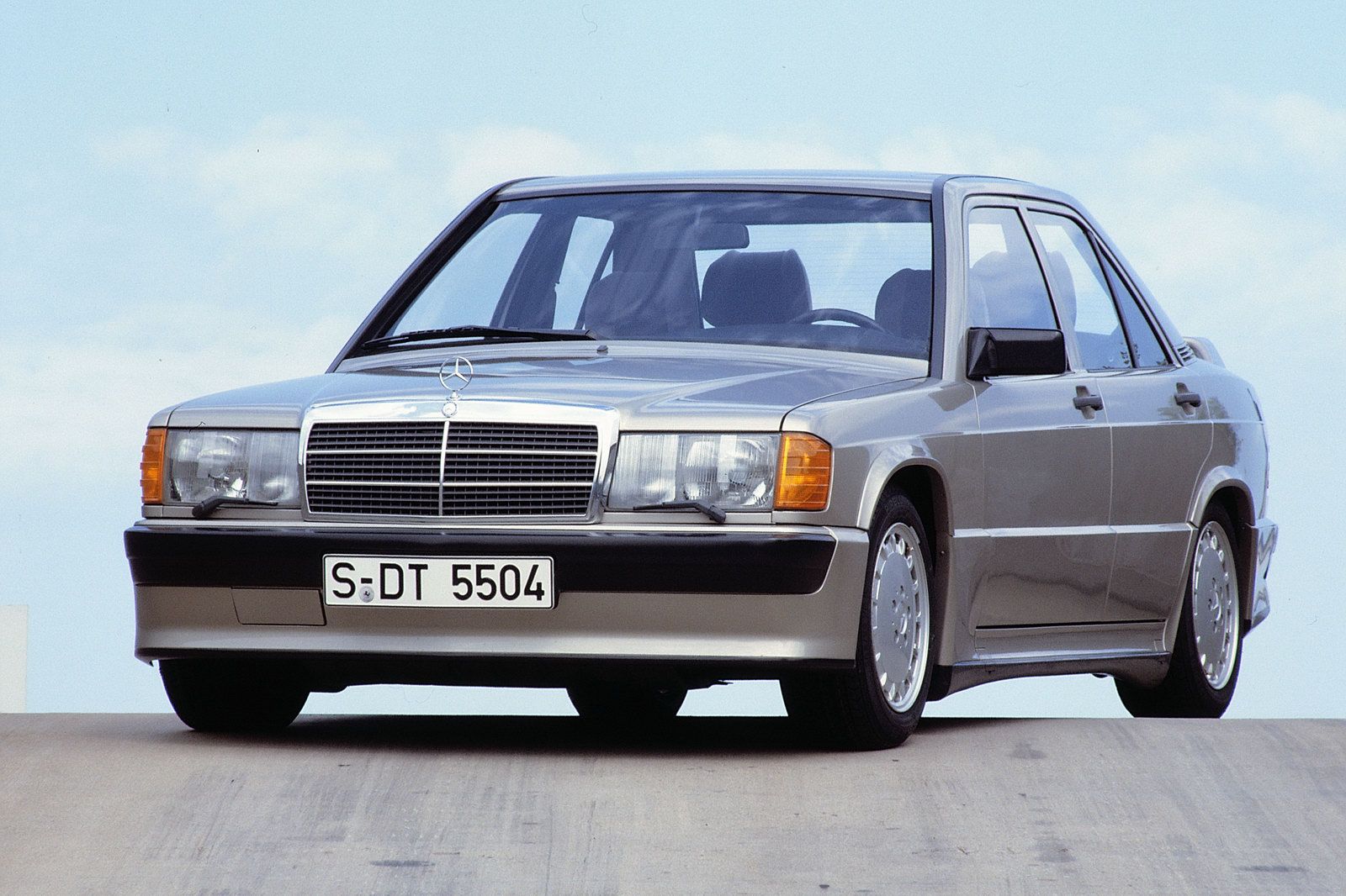 10 Things Everyone About The MercedesBenz 190E Cosworth