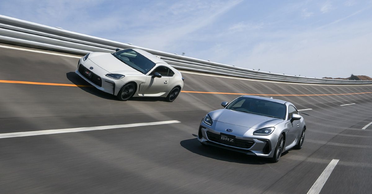 2022 Toyota GR 86 Vs. 2022 Subaru BRZ On The Racing Track