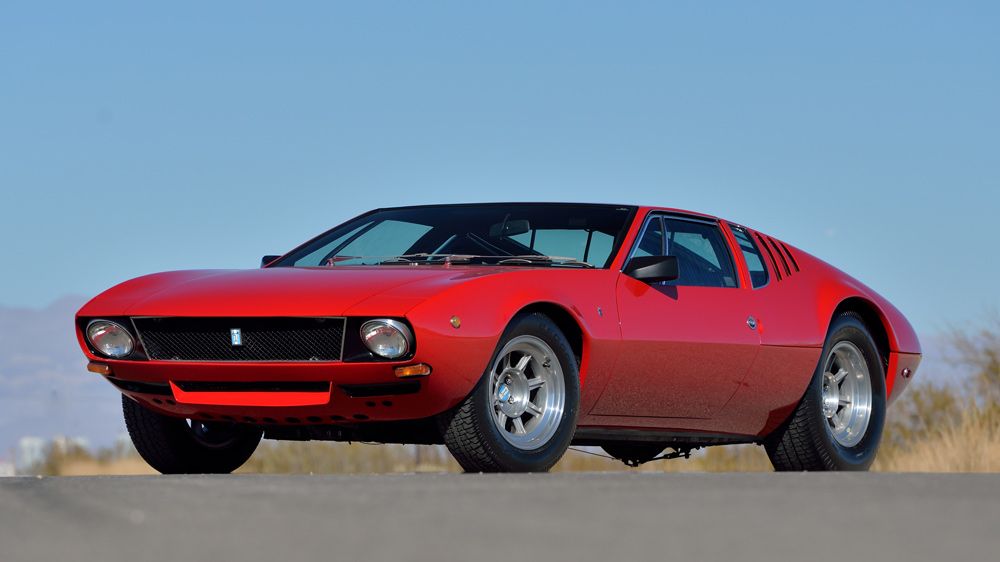 1971 De Tomaso Mangusta In Red Front Quarter View