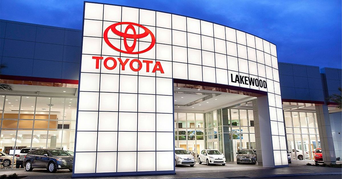 Toyota USA Lakewood Dealership 