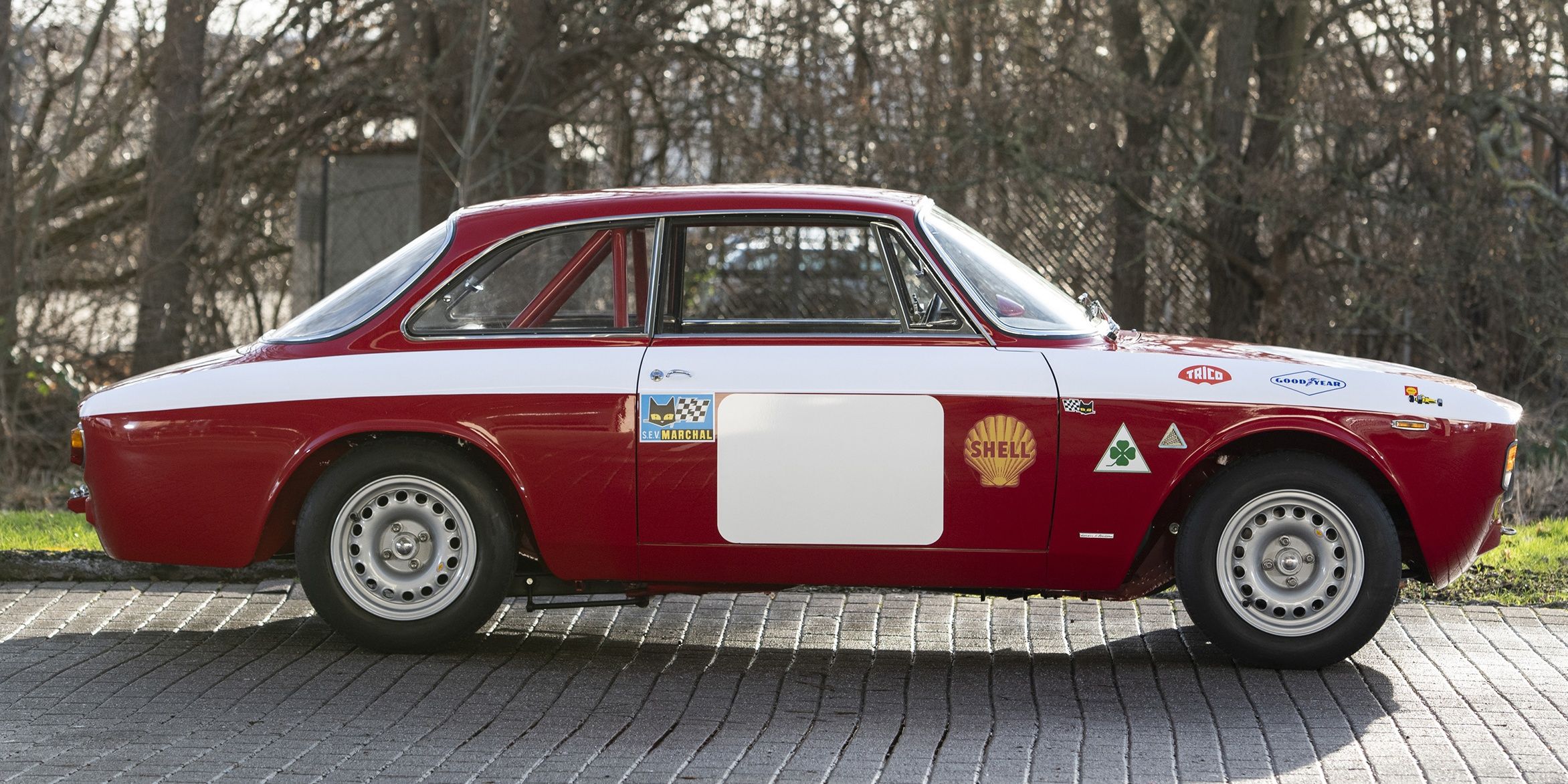 1965-Alfa-Romeo-Giulia-Sprint-GTA