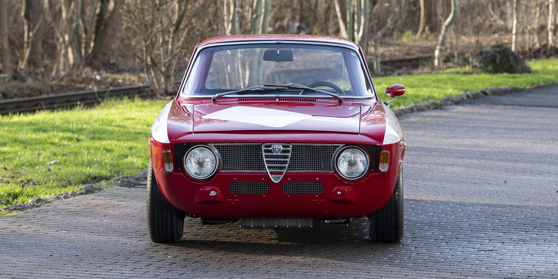 1965-Alfa-Romeo-Giulia-Sprint-GTA