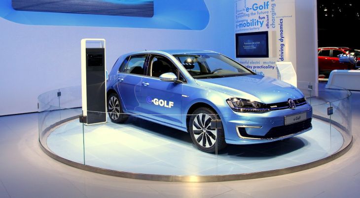 2019 Volkswagen e-Golf Electric In Showroom