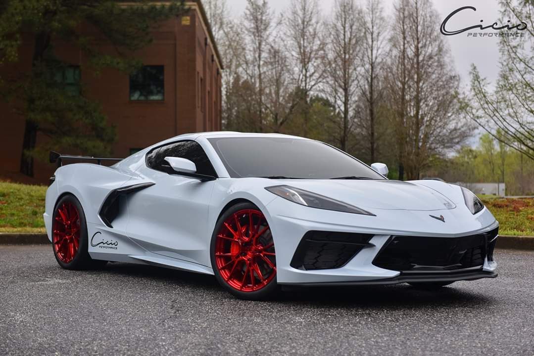 2020 Chevrolet Corvette With Red Wheels