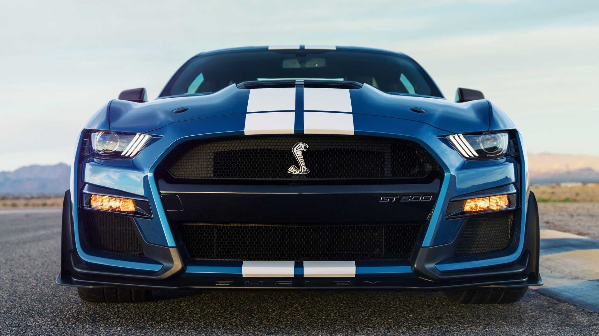 2020-ford-mustang-shelby-gt500-front
