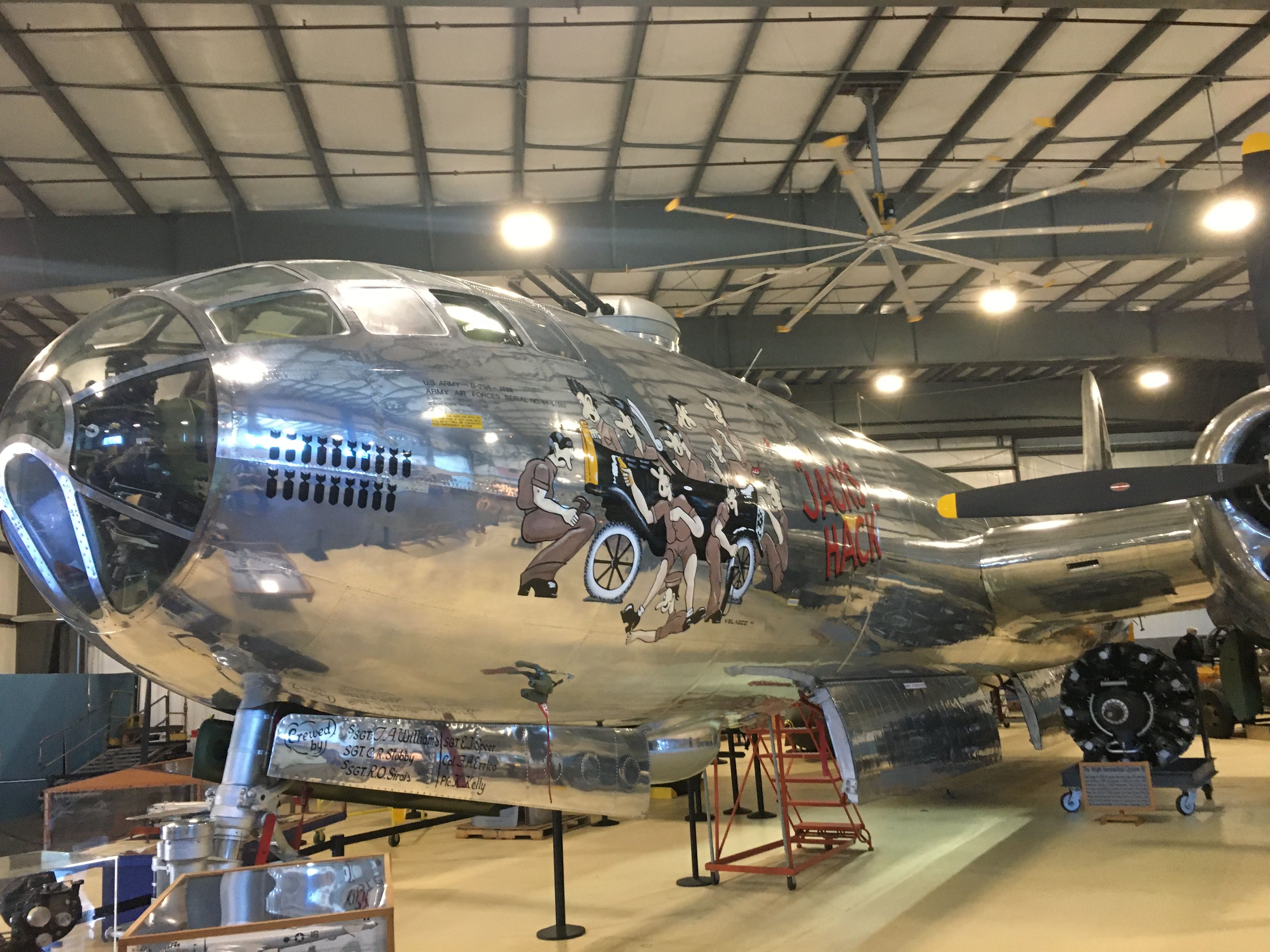 B-29_Superfortress_“Jack’s_Hack”_Left_Side_View