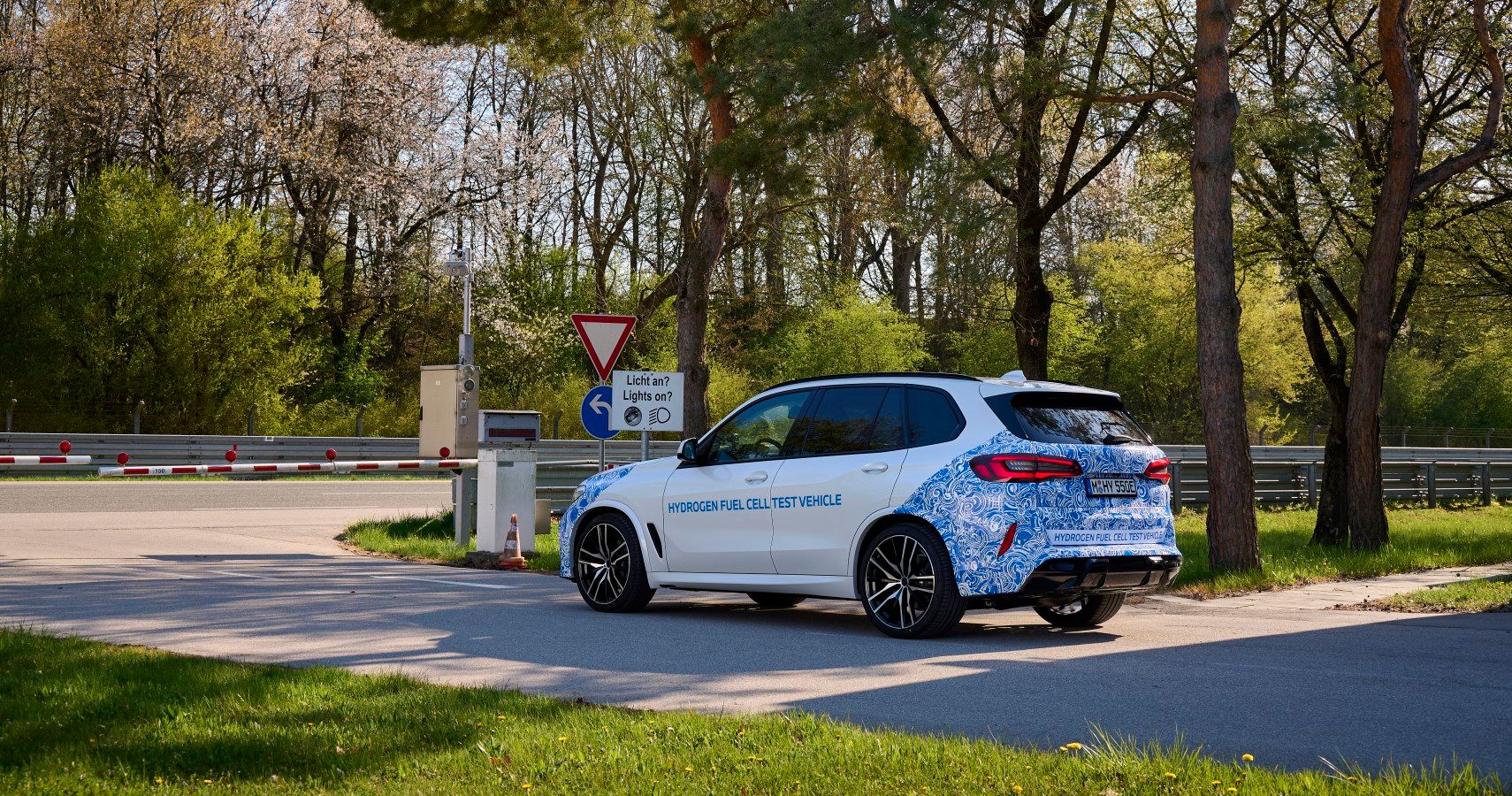 BMW i Hydrogen NEXT Rear View