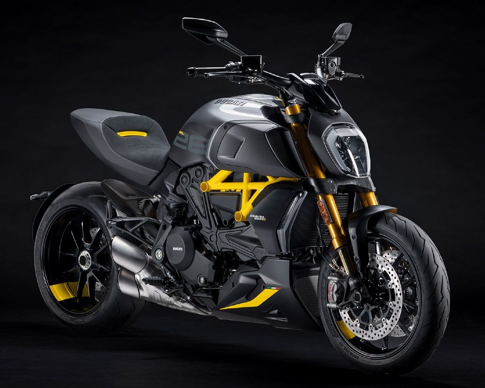 A 2022 Ducati Diavel 1260 S Black-and-Steel edition.