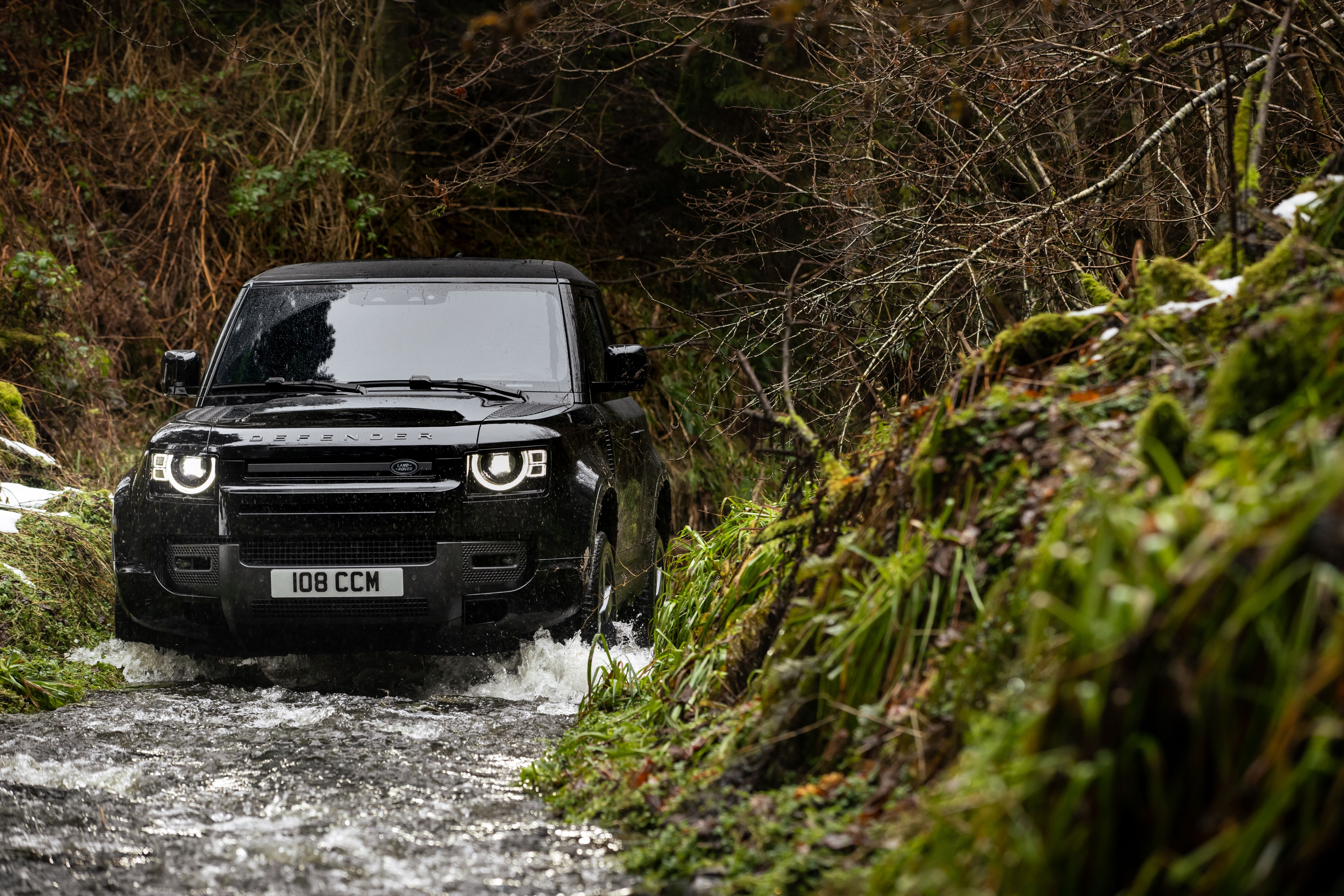 New Land Rover Defender V8 In Black