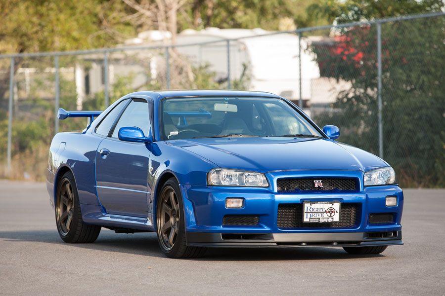 Nissan Skyline R34 GT-R (Blue) - Front