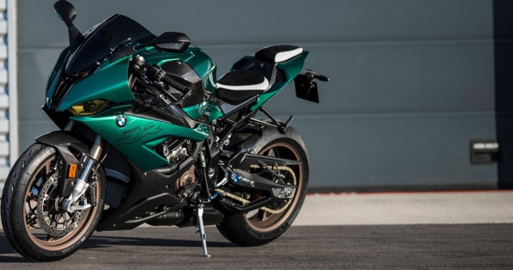 Check Out The Bmw S 1000 Rr Isle Of Man Limited Edition